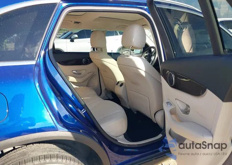 2020 Mercedes-Benz Glc 300 from USA, damaged, VIN WDC0G8DB3LF734794